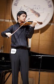 2009-8-27-violincomp1-01--ss.jpg