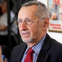 '豪华游艇公司总裁迈克尔?吉尔曼（Michael Ghiolman）'