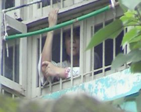 王红霞被关在成都市新津洗脑班3楼（2011年8月3日拍摄）