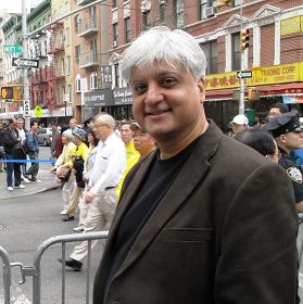 印度裔英国人苏里杰达观纽约大游行了解法轮功真相