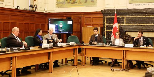 多位议员参加了由加拿大国会外交委员会的国际人权委员会举行的关于中共活摘器官的听证会