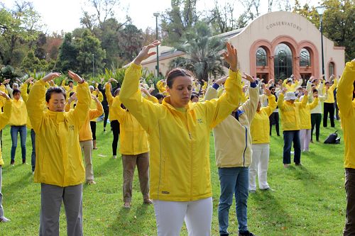 2016-5-4-minghui-falun-gong-melbourne-08--ss.jpg