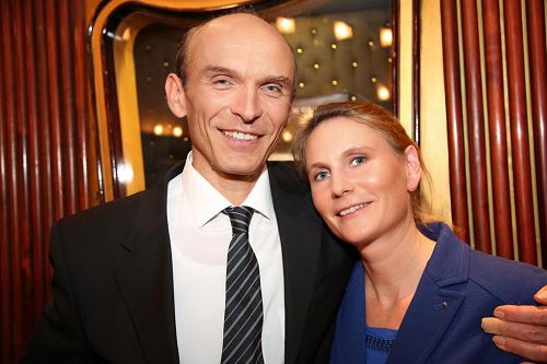 '圖：卡迪婭（Katja）和丈夫漢斯（Heinz）'