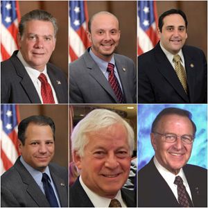 图3：单独给法轮大法颁发褒奖的六位纽约州众议员，（第一排从左至右）包括：第五选区众议员Al