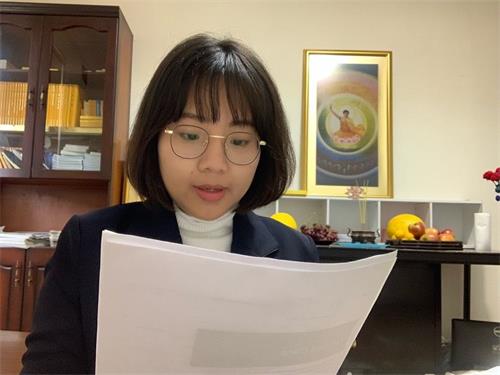 '图7：越南青年学员丹妮（Danni）交流如何向家人讲述法轮大法真相。'