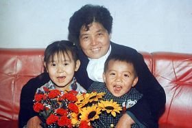 陈子秀和两个孙儿