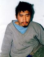 杜卫峰被迫害精神失常后住进精神病院三天时所照