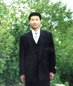 吉林通化钢铁公司公安处52岁的经警大队经警张洪伟被迫害致死