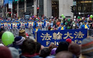 2008-11-23-montealparade-01--ss.jpg