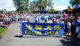 2008-12-4-nz-parade--ss.jpg