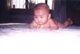 2003年，金宥峰小儿子不满15个月