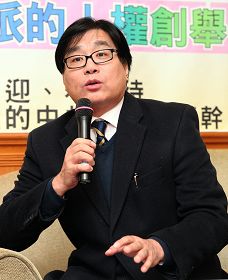 台湾关怀中国人权联盟筹备处负责人杨宪宏