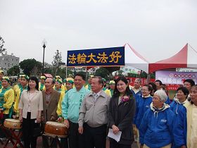 2011-12-12-cmh-gaoxiong-culture-festival-05--ss.jpg