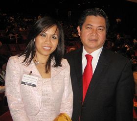 '美国休士顿市议员、也是越南社区主席艾尔·洪（Al Hoang）和夫人'