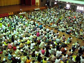 二零一一年七月三日，在台湾南投草屯青年活动中心举办对大陆讲真相交流会