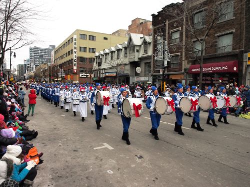 2014-11-23-minghui-montreal-02--ss.jpg