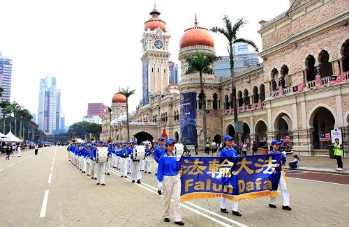 图1-5：马来西亚天国乐团受邀出席二零一四年“吉隆坡国际青年行进乐队大赛”
