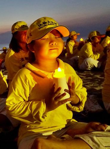 2015-10-2-minghui-indonesia_bali-falun_gong-02--ss.jpg