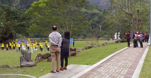 2015-12-20-minghui-taiwan-taroko_national_park-02--ss.jpg