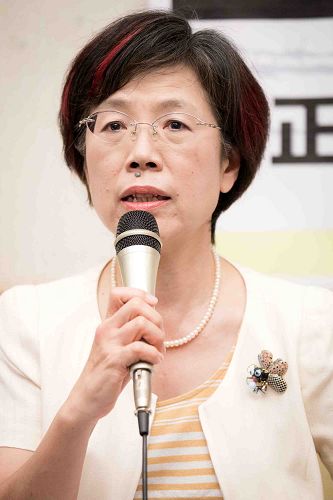 民进党立委、前台北律师公会理事长尤美女资料照。