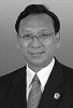 江必新，男，汉族，1956年9月生，湖北枝江人，最高法院副院长、二级大法官。