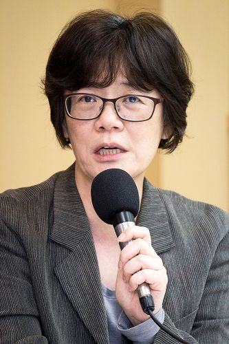 台湾图博之友会会长周美里认为，高院的判决给所有中共打手、代言人警示。