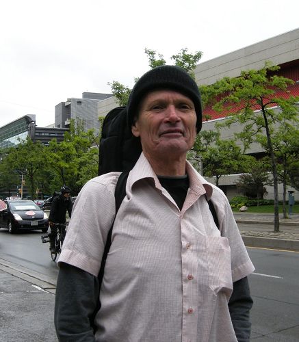 2015-6-1-minghui-falun-gong-toronto-05--ss.jpg