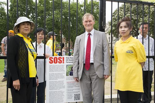 2015-7-20-minghui-falun-gong-uk6--ss.jpg