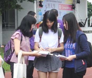 图3-4：学生正义支持中国民众控告江泽民