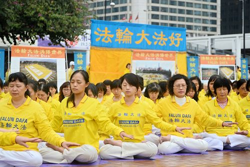 2016-1-17-minghui-falun-gong-hongkong-02--ss.jpg