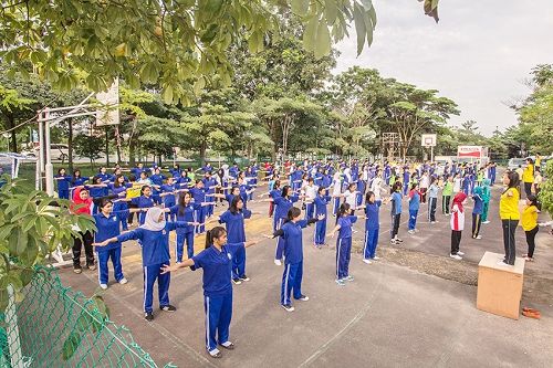 2016-10-28-minghui-indonesia-hongfa-08--ss.jpg