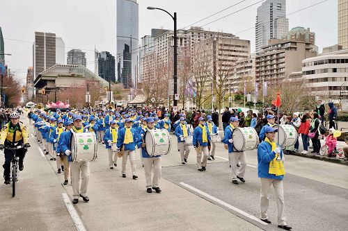 2016-3-16-minghui-vancouver-stpatrick-02--ss.jpg