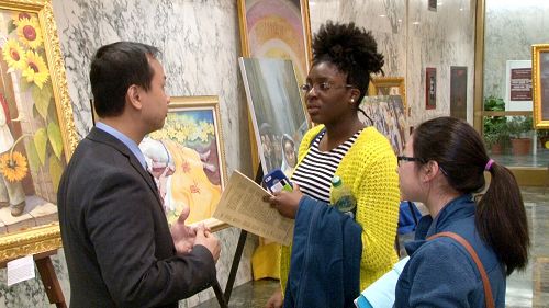 2016-3-18-minghui-falun-gong-artexhibit-newyork-02--ss.jpg