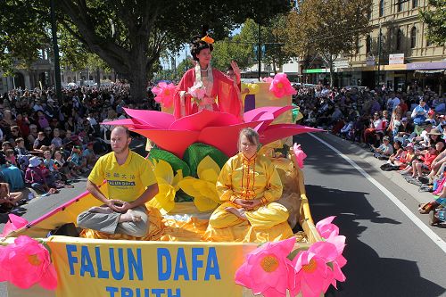 2016-3-28-minghui-falun-gong-bendigo-01--ss.jpg