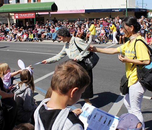 2016-3-28-minghui-falun-gong-bendigo-06--ss.jpg