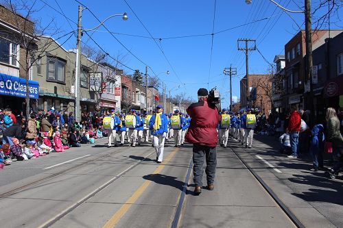 2016-3-28-minghui-falun-gong-toronto-04--ss.jpg