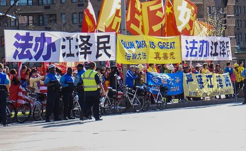 2016-3-31-minghui-falun-gong-dc-01--ss.jpg