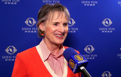 2016-4-13-minghui-shenyun-america-06--ss.jpg