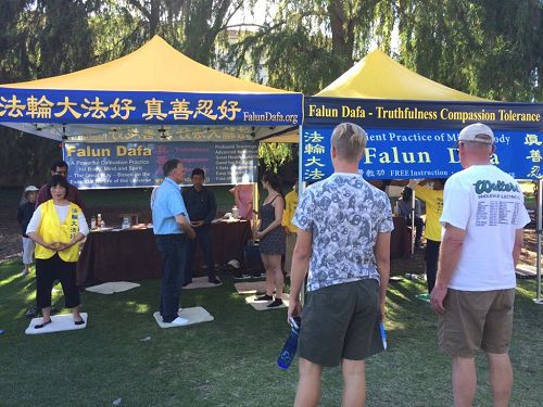 2016-4-20-minghui-falun-gong-sandiego-04--ss.jpg