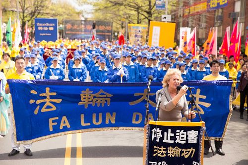 2016-4-24-minghui-falun-gong-newyorkrally-07--ss.jpg