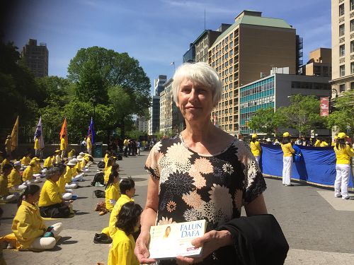 2016-5-19-minghui-newyork-grand-parade-10--ss.jpg