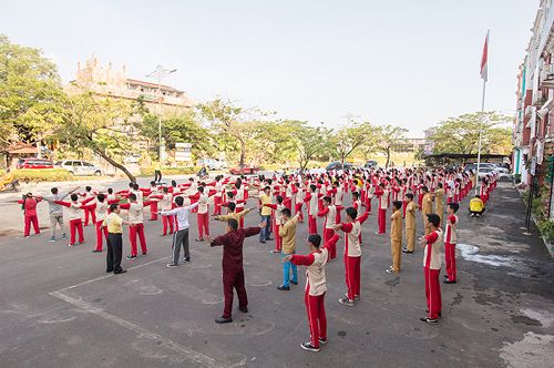 2016-5-2-minghui-falun-gong-indonesia-02--ss.jpg