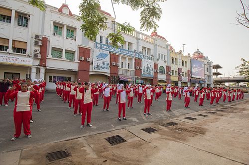 2016-5-2-minghui-falun-gong-indonesia-03--ss.jpg