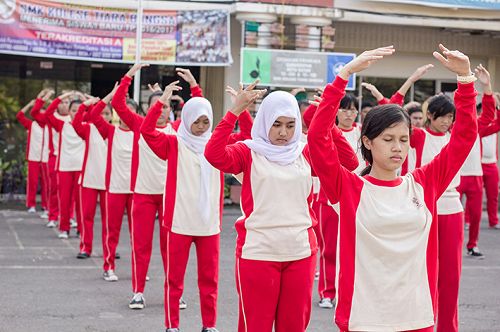 2016-5-2-minghui-falun-gong-indonesia-05--ss.jpg