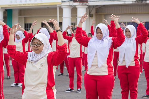 2016-5-2-minghui-falun-gong-indonesia-06--ss.jpg