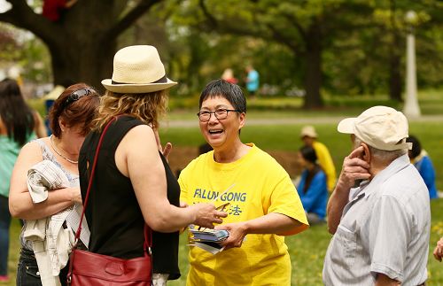 2016-5-23-minghui-falun-gong-ottawa-02--ss.jpg