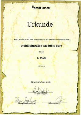 图1：德国吕嫩市文化节，法轮功在三十六个展位的评比中获得第二名的获奖证书