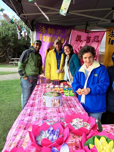 2016-6-14-minghui-falun-gong-melbourne-04--ss.jpg