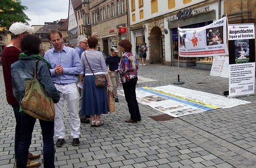 2016-6-20-minghui-falun-gong-germany-01--ss.jpg