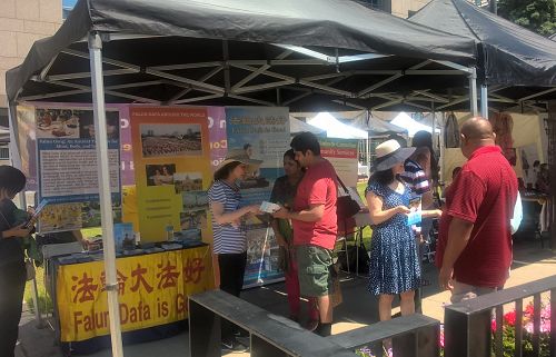 2016-6-27-minghui-falun-gong-toronto-06--ss.jpg